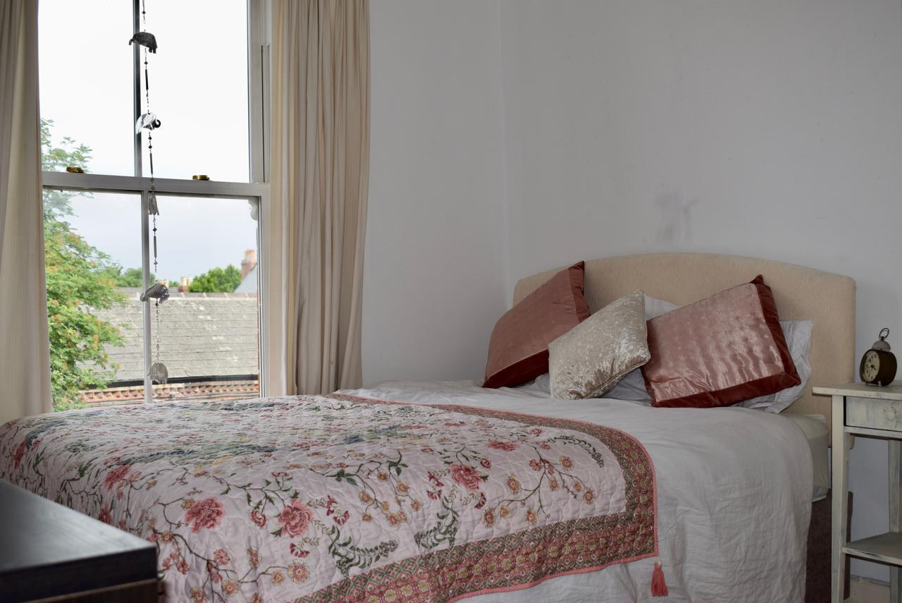 3 Bedroom House Near Portobello *